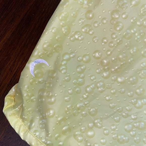 Zyia Active Lemon Fizzy Bubble Shorts Medium - Picture 4 of 4